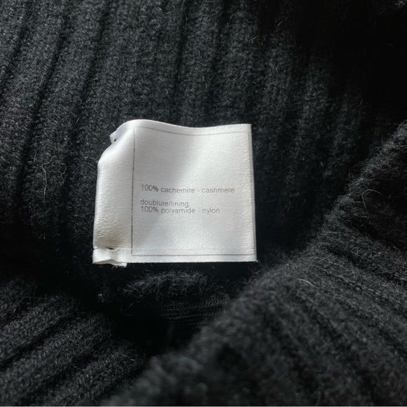 Chanel Cashmere Knit Bubble Mini Skirt Ready To Wear Size 36 US 6 - Picture 8 of 13